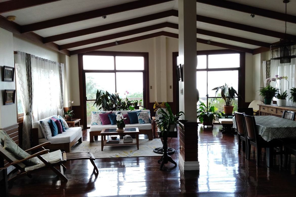 5 Bedroom Townhouse for Sale in Iruhin South, Tagaytay, Cavite – photo 3