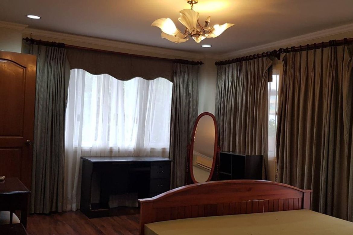 5 Bedroom Townhouse for Sale in Kamagayan, Cebu City, Cebu – photo 5