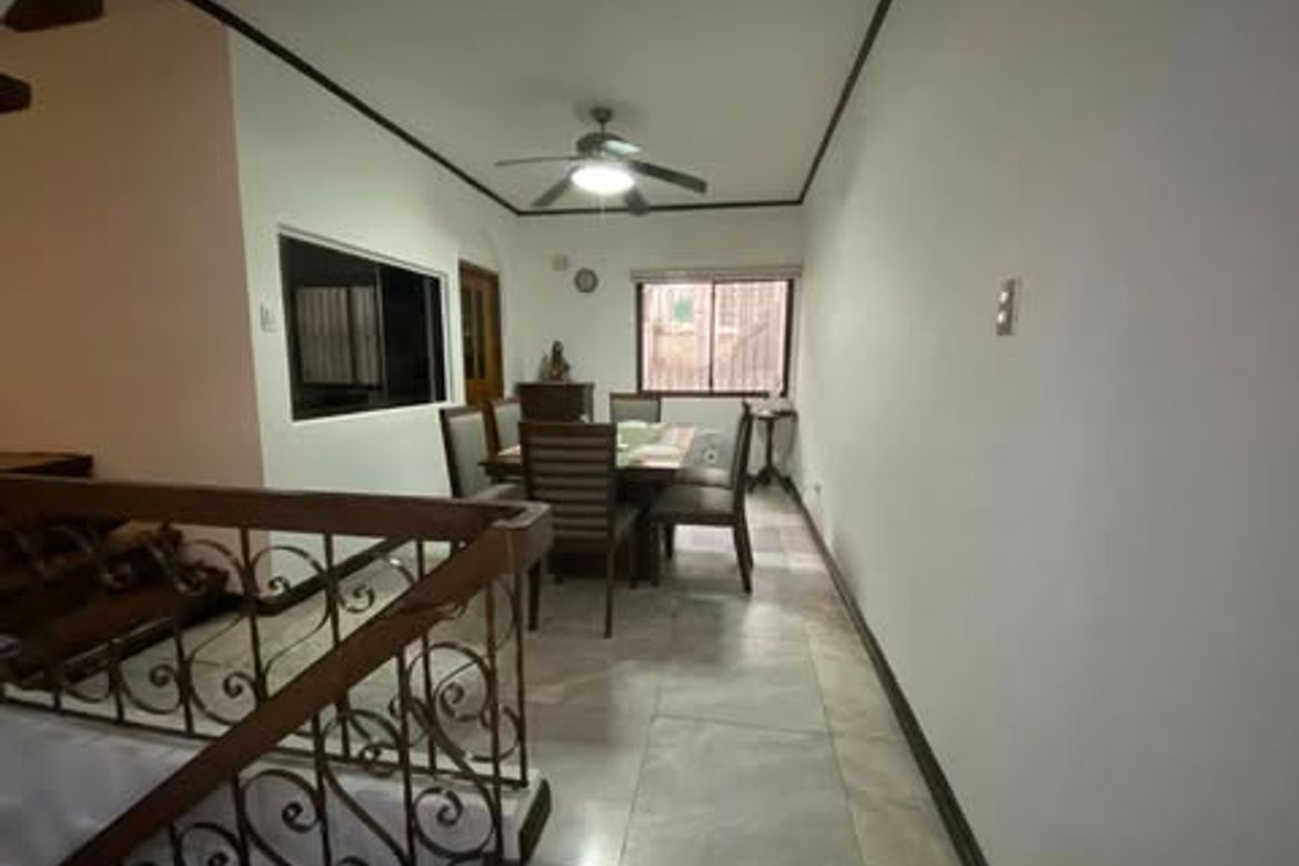 5 Bedroom Townhouse for Sale in Kapitolyo, Pasig, Metro Manila – photo 8