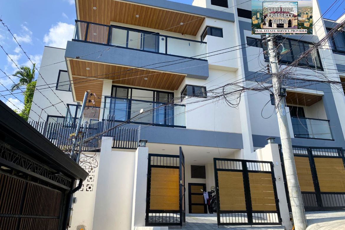 5 Bedroom Townhouse for Sale in Lahug, Cebu City, Cebu