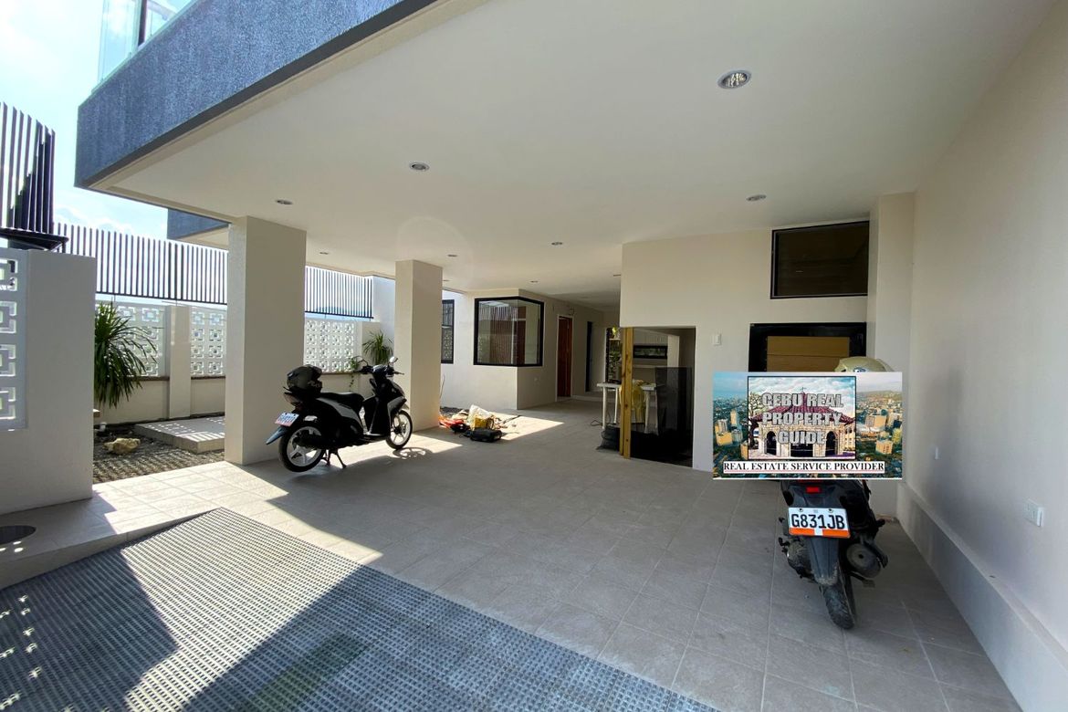5 Bedroom Townhouse for Sale in Lahug, Cebu City, Cebu – photo 3