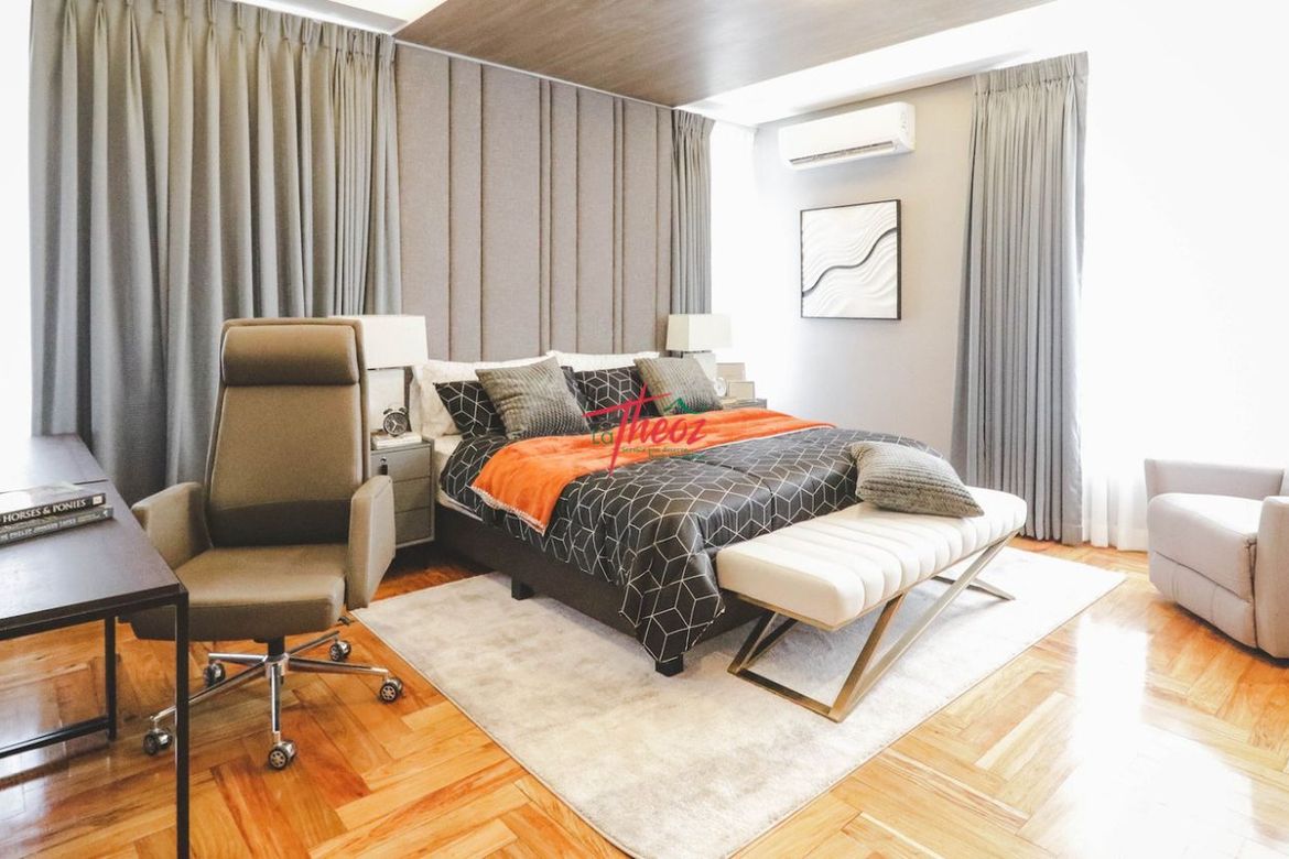 5 Bedroom Townhouse for Sale in Little Baguio, San Juan, Metro Manila