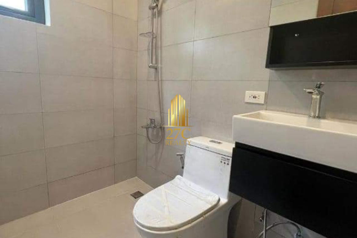 5 Bedroom Townhouse for Sale in Malanday, Marikina, Metro Manila – photo 8