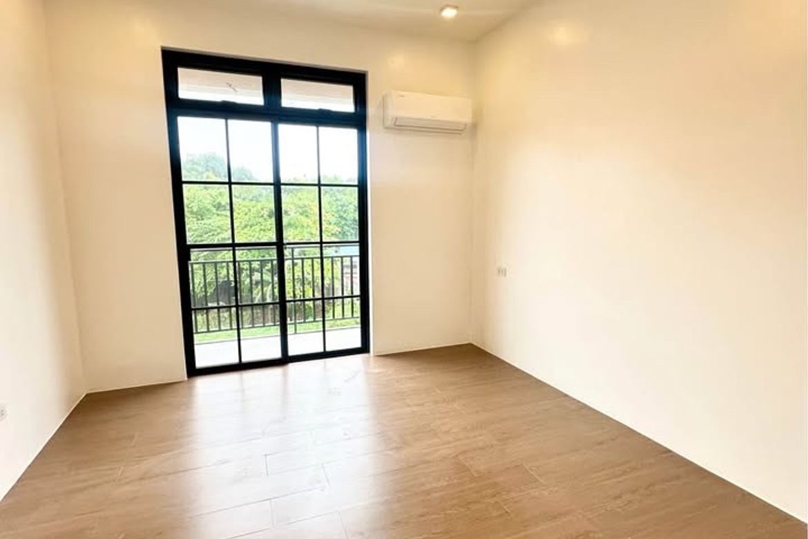 5 Bedroom Townhouse for Sale in Mambugan, Antipolo, Rizal – photo 6