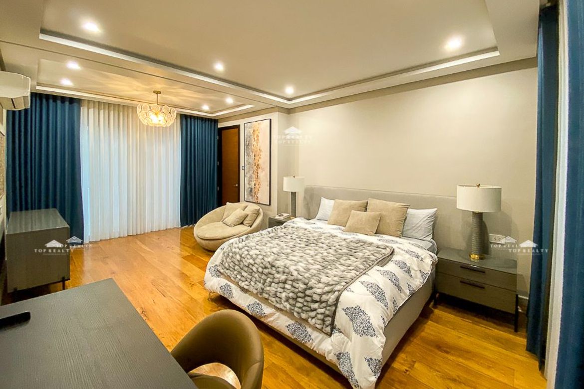 5 Bedroom Townhouse for Sale in Mariana, Quezon City, Metro Manila near LRT-2 Gilmore – photo 6
