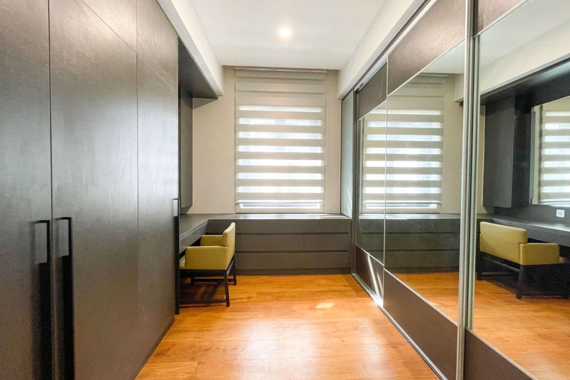 5 Bedroom Townhouse for Sale in Mariana, Quezon City, Metro Manila near LRT-2 Gilmore – photo 7