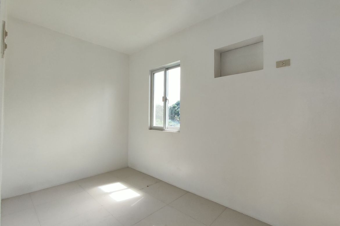 5 Bedroom Townhouse for Sale in Marulas, Valenzuela, Metro Manila – photo 3