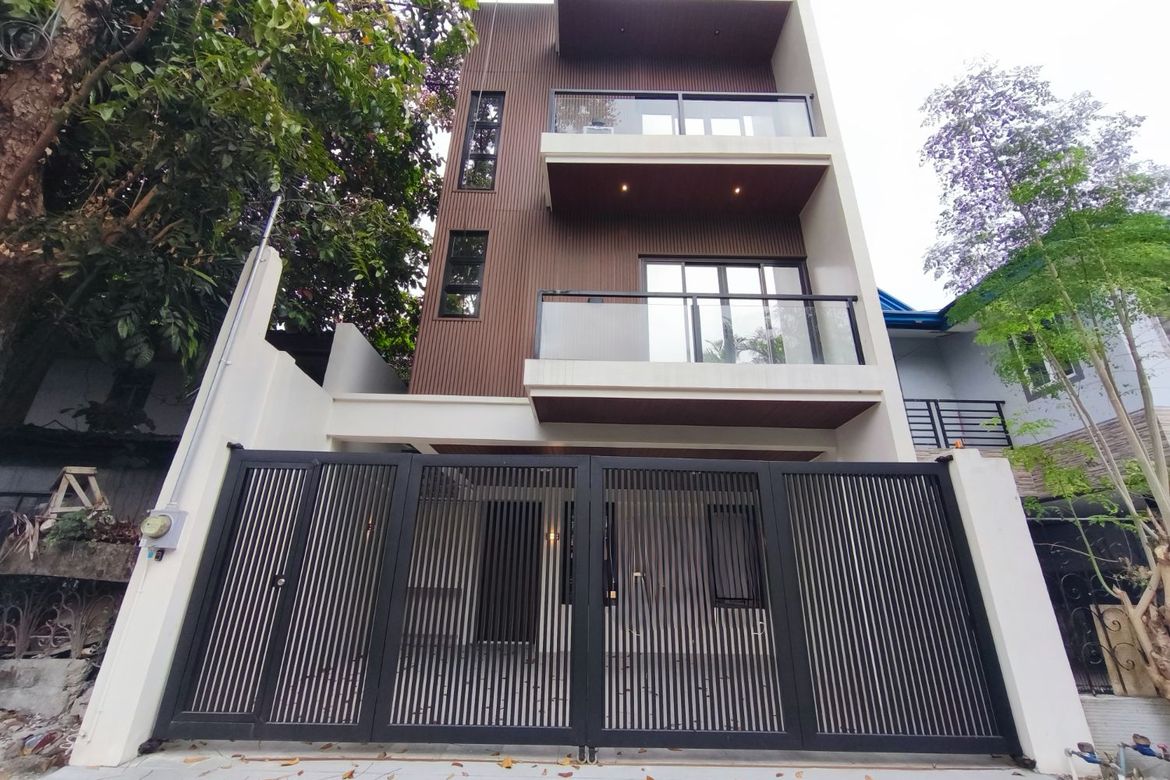 5 Bedroom Townhouse for Sale in Mayamot, Antipolo, Rizal – photo 2