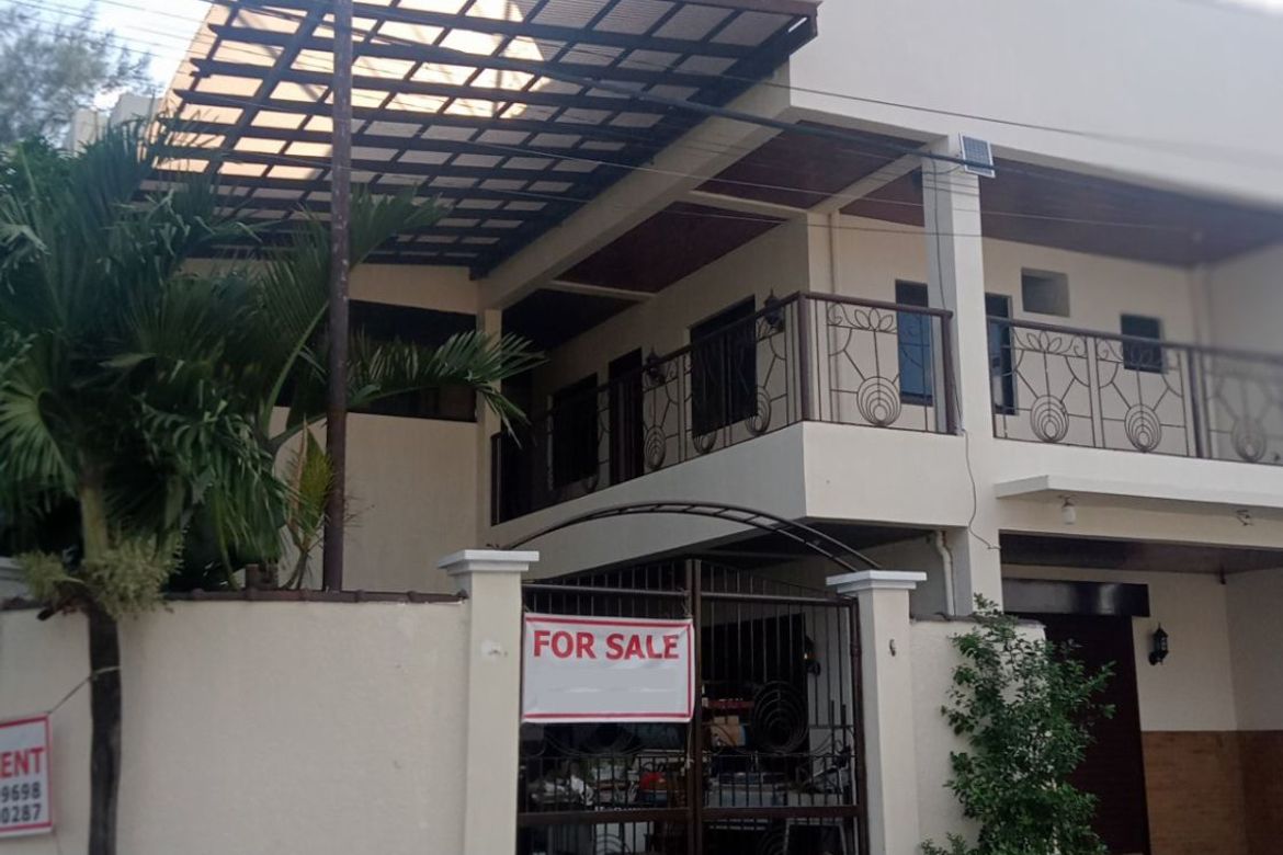 5 Bedroom Townhouse for Sale in Maybunga, Pasig, Metro Manila