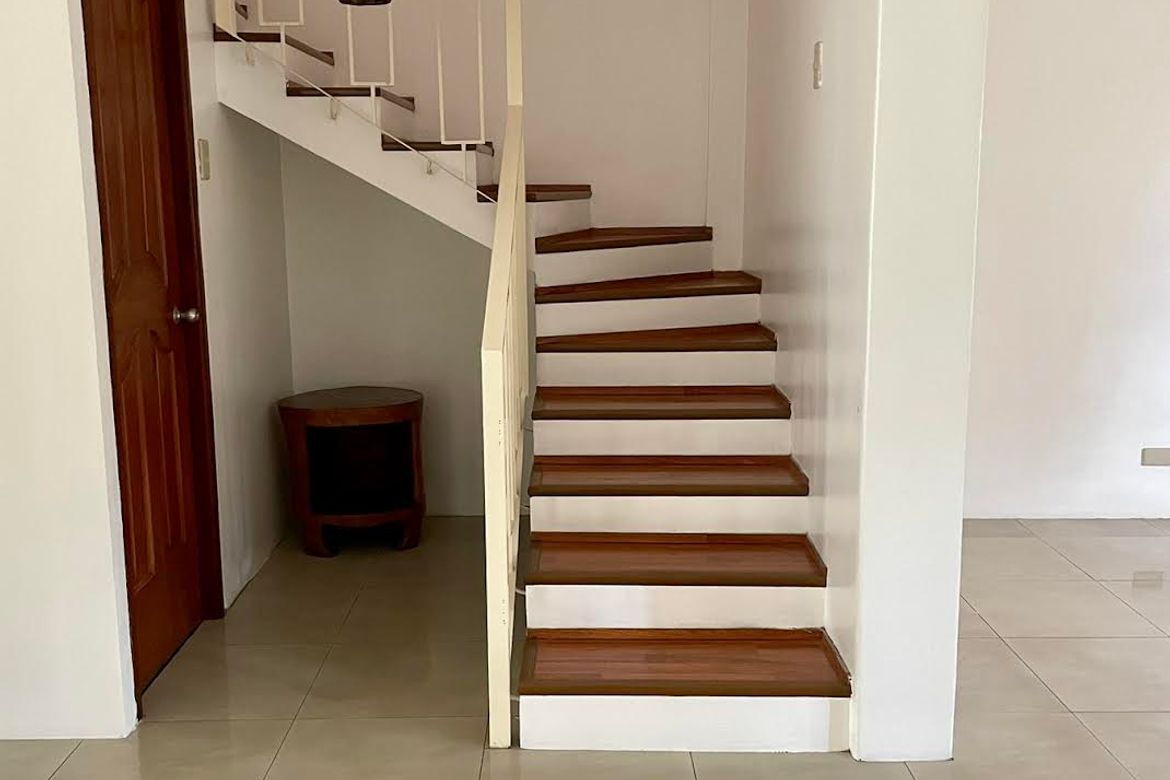 5 Bedroom Townhouse for Sale in Merville, Parañaque, Metro Manila – photo 4