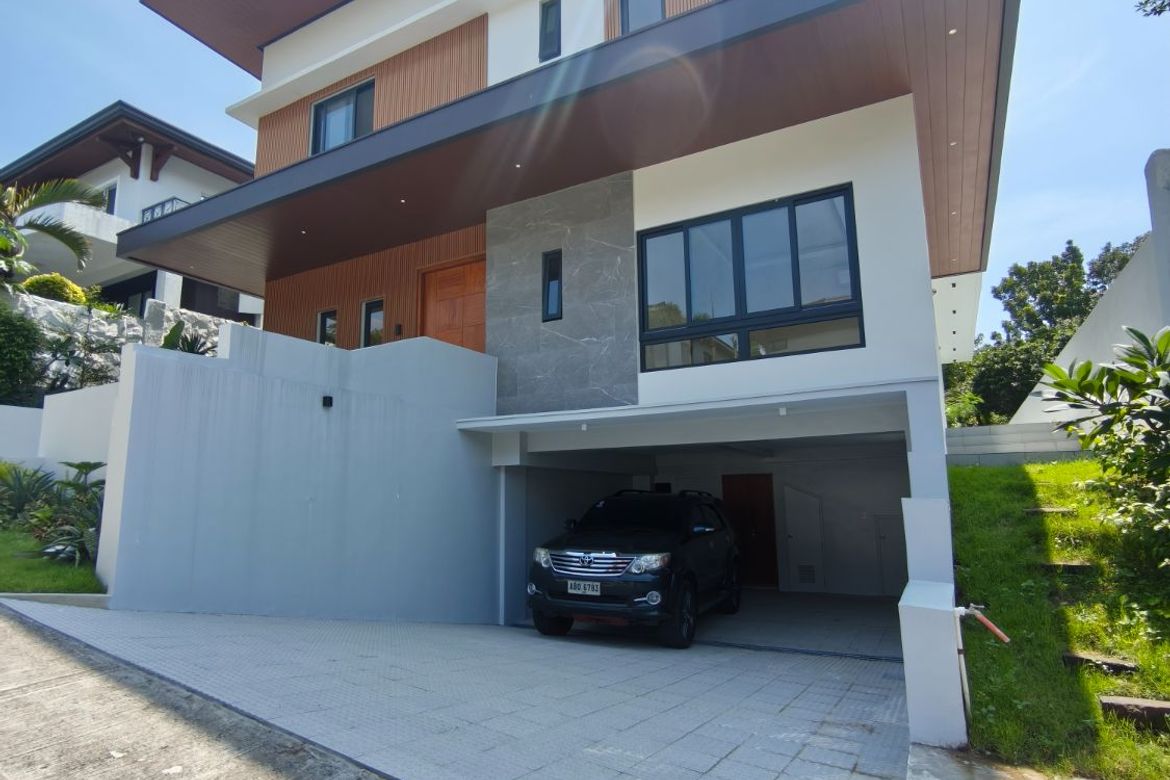 5 Bedroom Townhouse for Sale in Molino VII, Bacoor, Cavite – photo 2