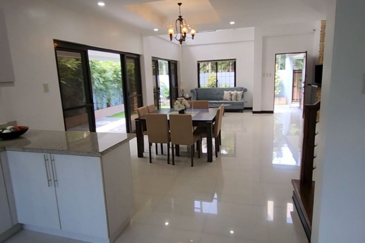 5 Bedroom Townhouse for Sale in North Fairview, Quezon City, Metro Manila – photo 4