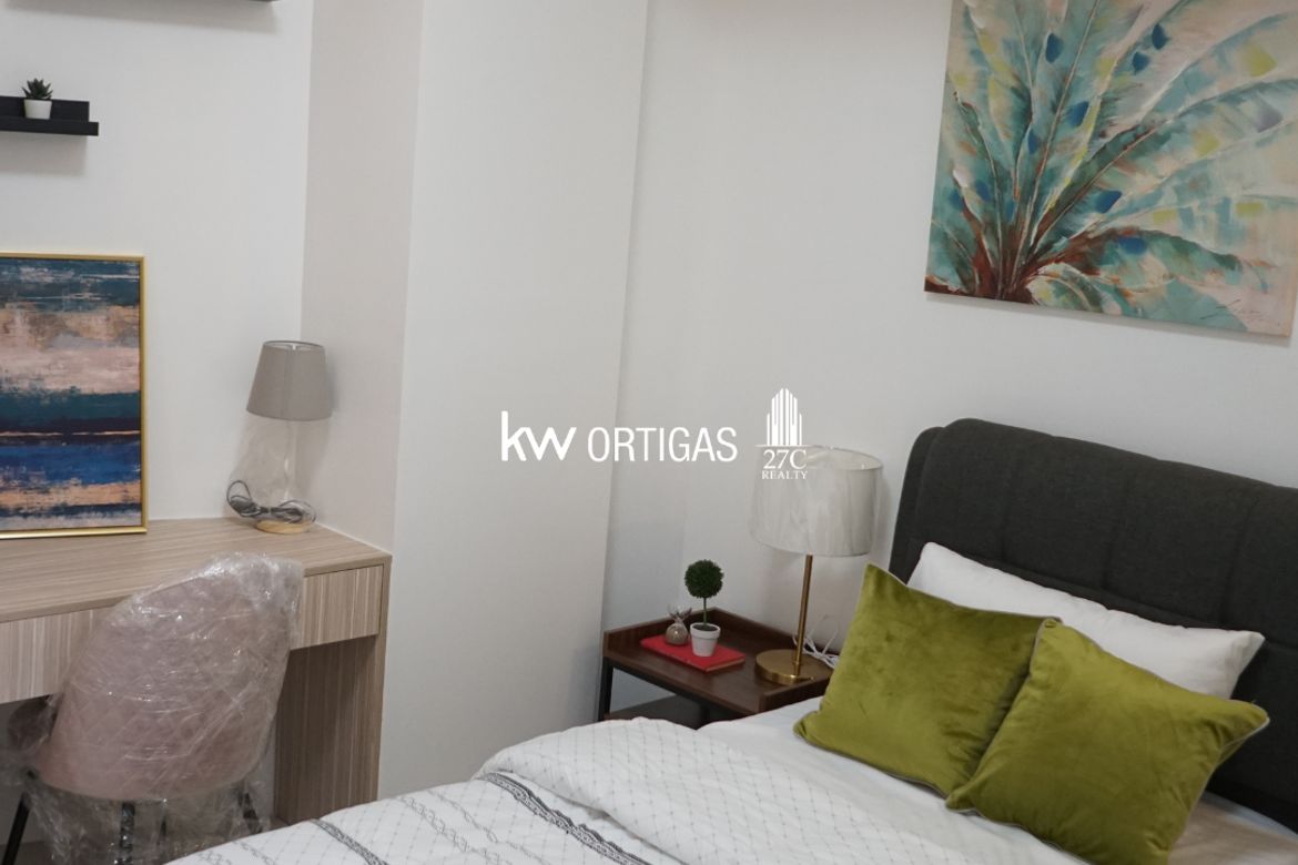 5 Bedroom Townhouse for Sale in Pasadeña, San Juan, Metro Manila near LRT-2 Gilmore – photo 5