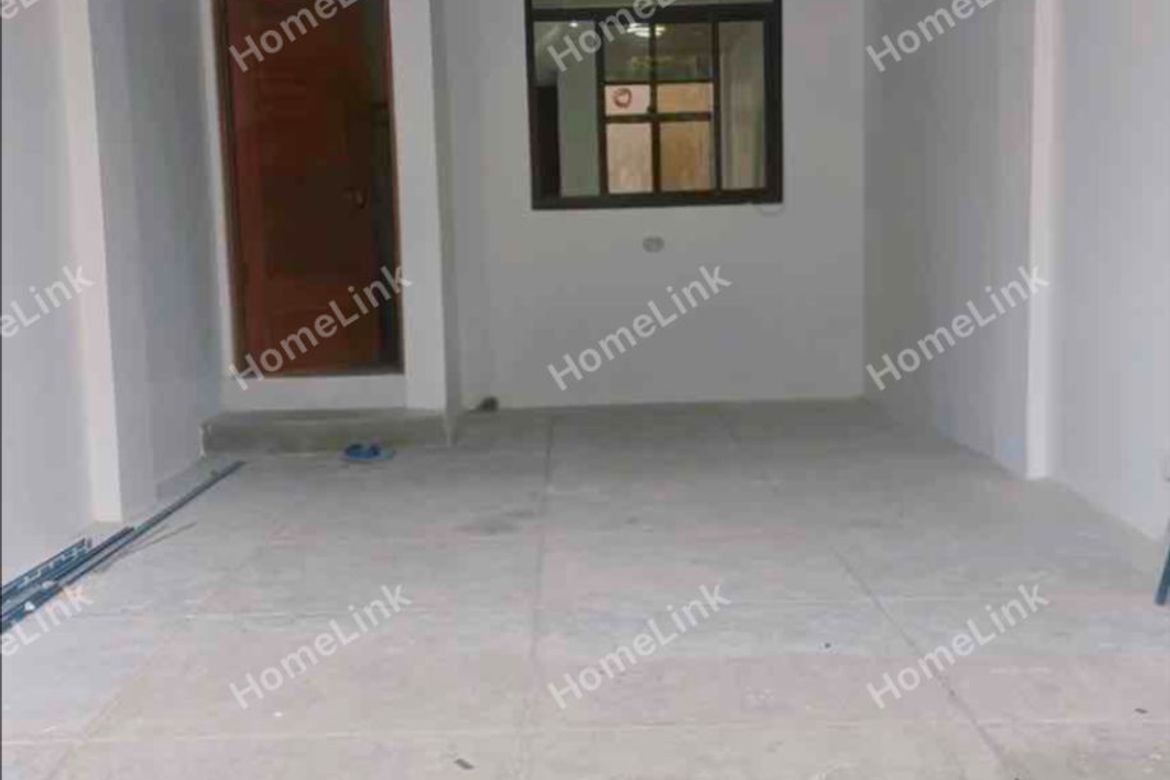 5 Bedroom Townhouse for Sale in Pilar, Las Piñas, Metro Manila – photo 2