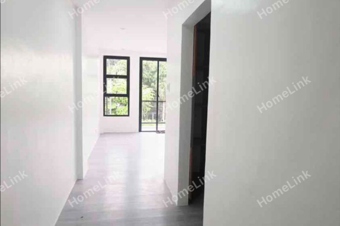 5 Bedroom Townhouse for Sale in Pilar, Las Piñas, Metro Manila – photo 6