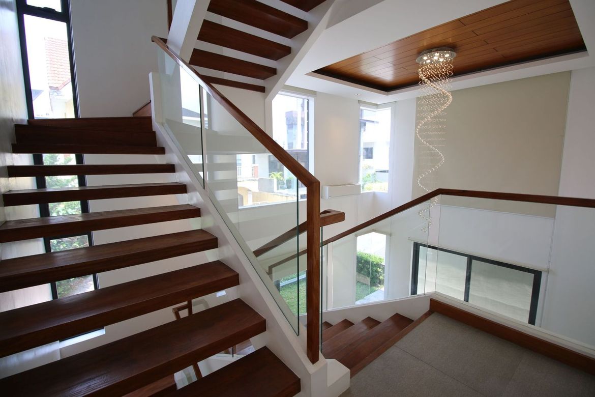5 Bedroom Townhouse for Sale in Pinagsama, Taguig, Metro Manila
