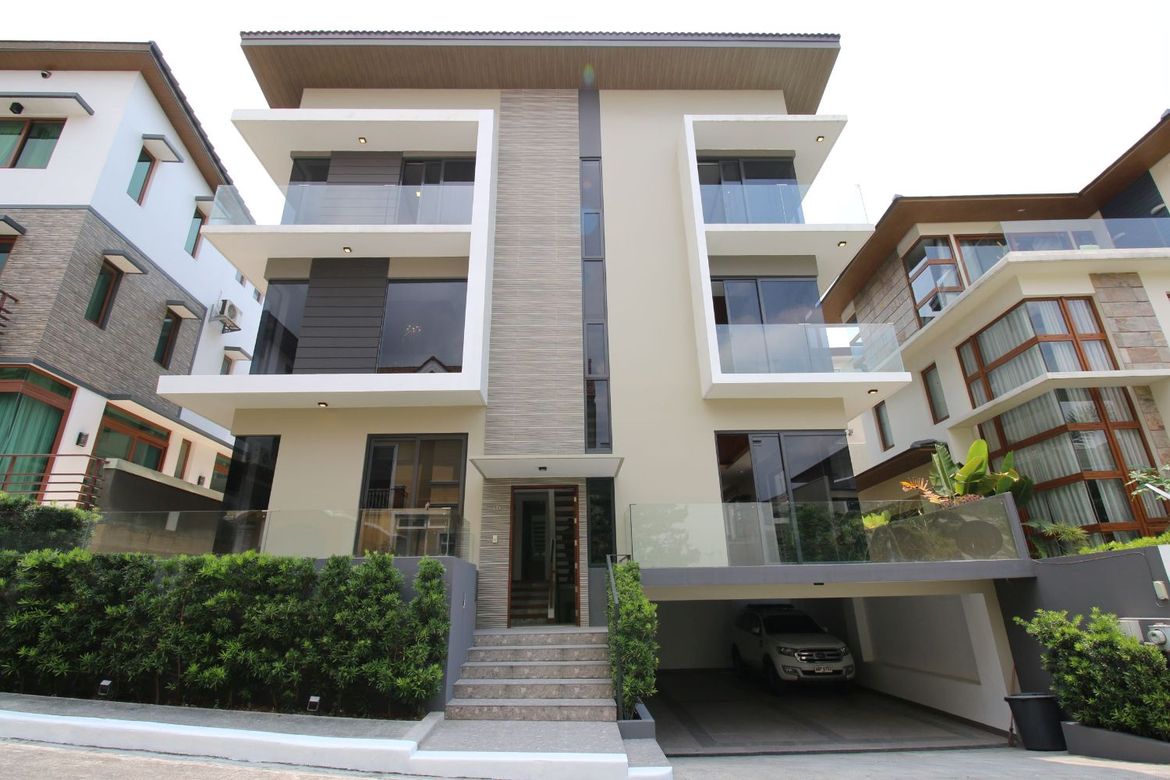 5 Bedroom Townhouse for Sale in Pinagsama, Taguig, Metro Manila – photo 3