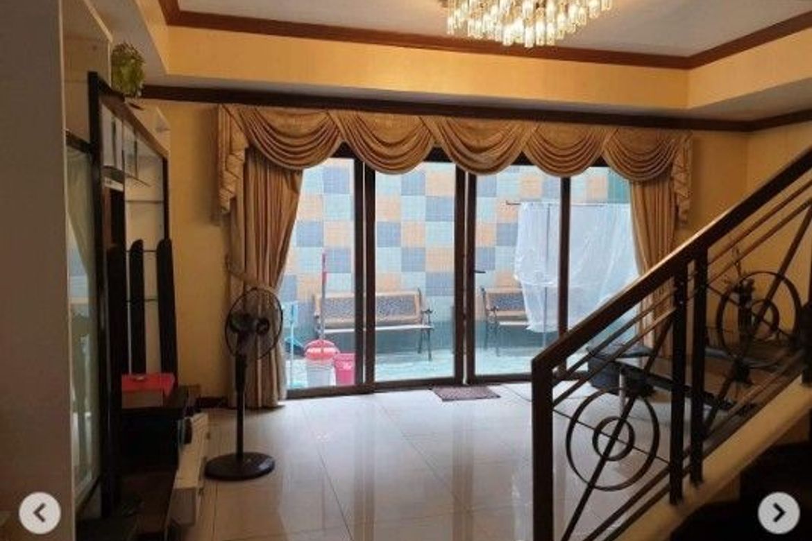 5 Bedroom Townhouse for Sale in San Antonio, Makati, Metro Manila – photo 2