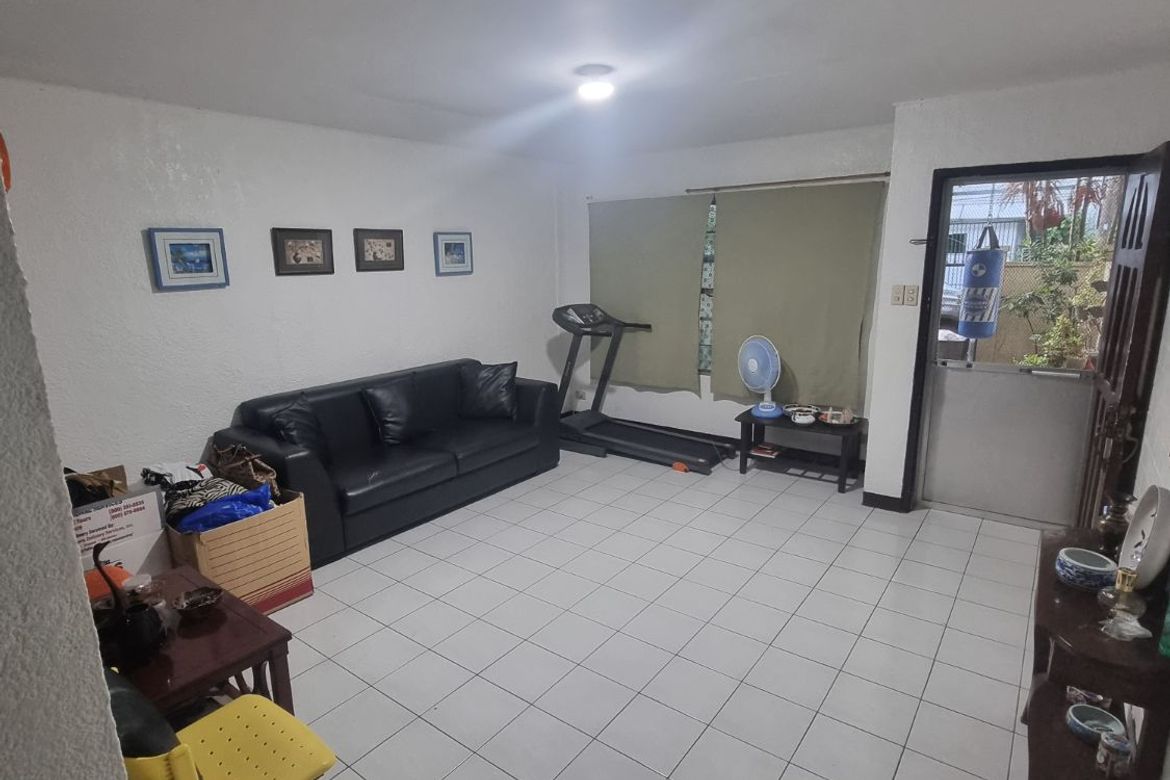5 Bedroom Townhouse for Sale in San Antonio, Pasig, Metro Manila near MRT-3 Shaw Boulevard – photo 2