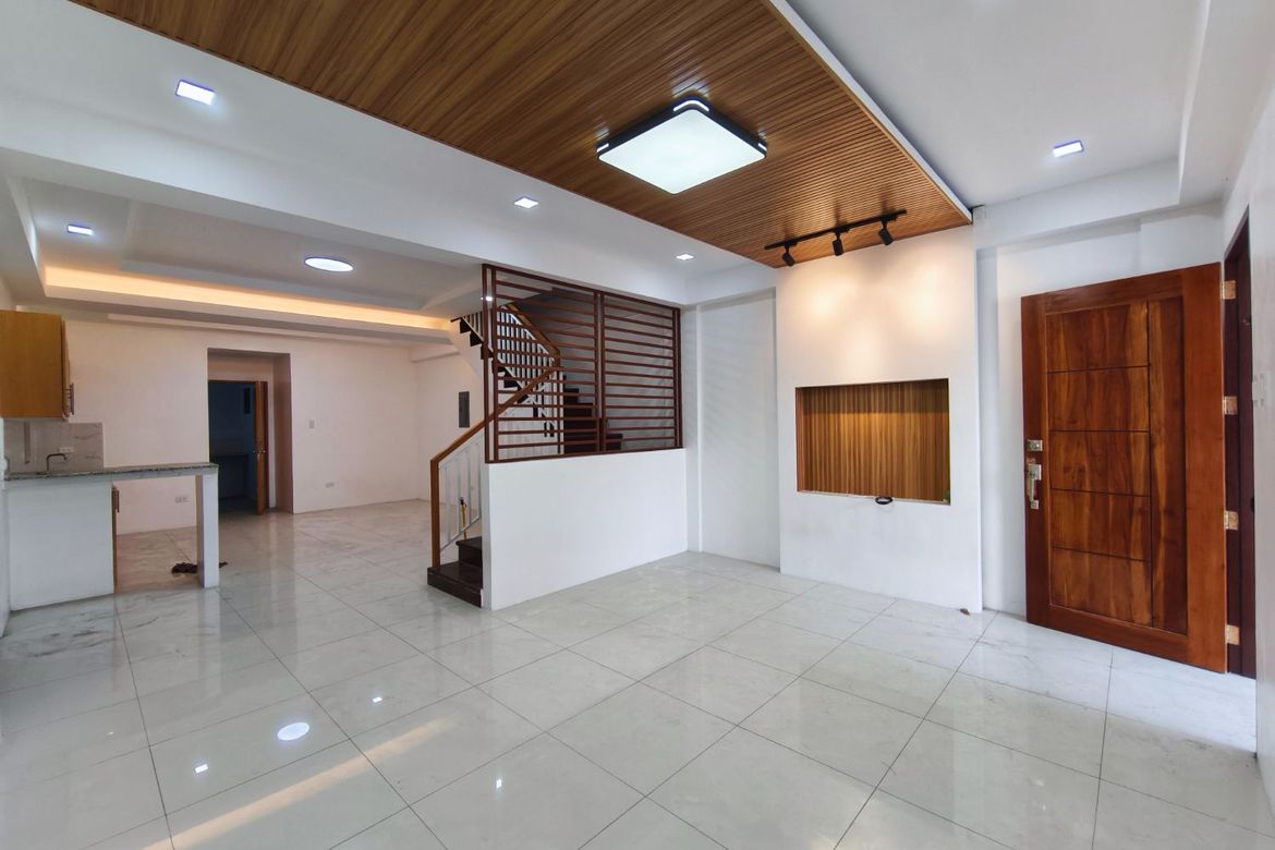 5 Bedroom Townhouse for Sale in San Dionisio, Parañaque, Metro Manila – photo 5