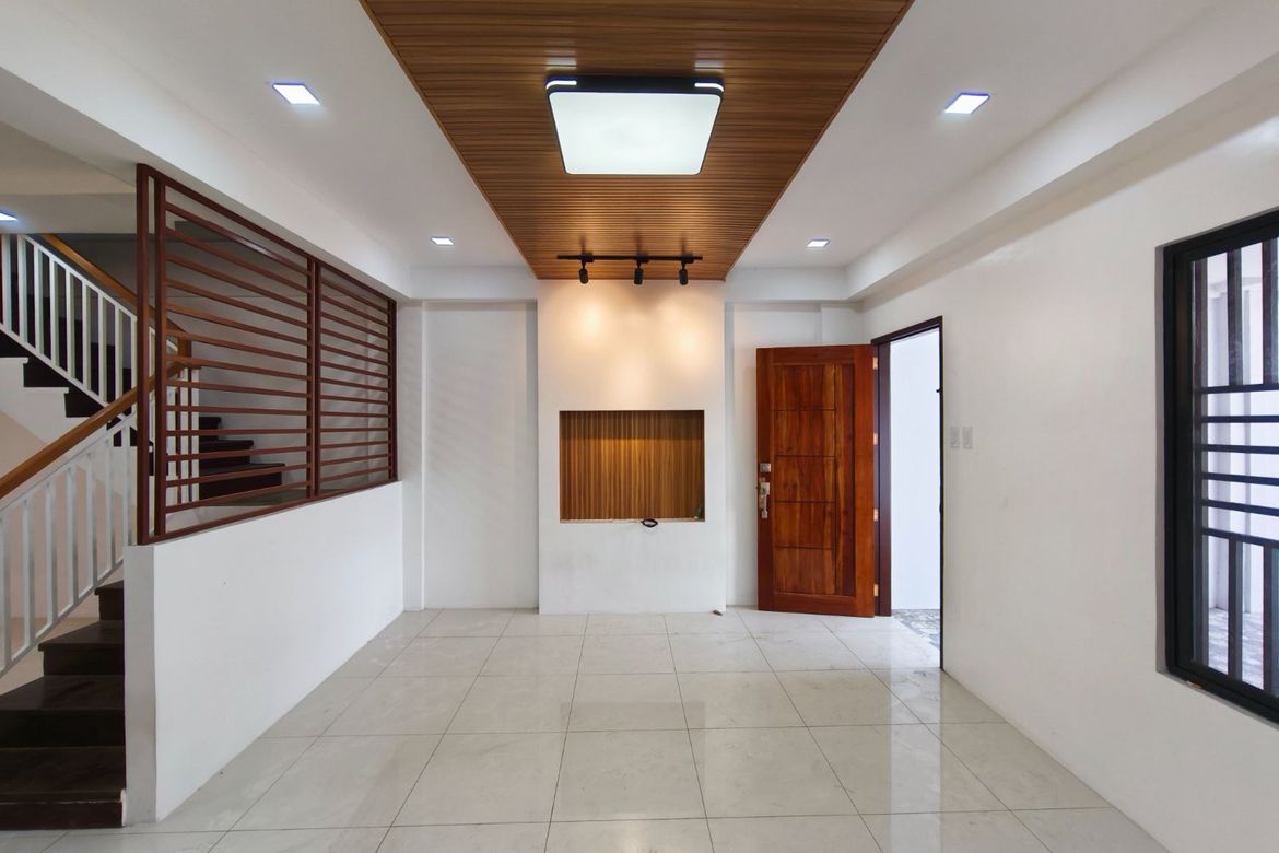 5 Bedroom Townhouse for Sale in San Dionisio, Parañaque, Metro Manila – photo 6