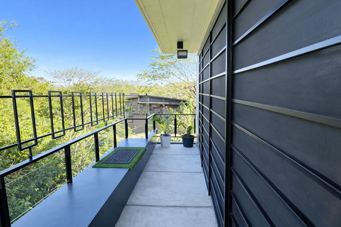 5 Bedroom Townhouse for Sale in Silang Junction North, Tagaytay, Cavite – photo 2