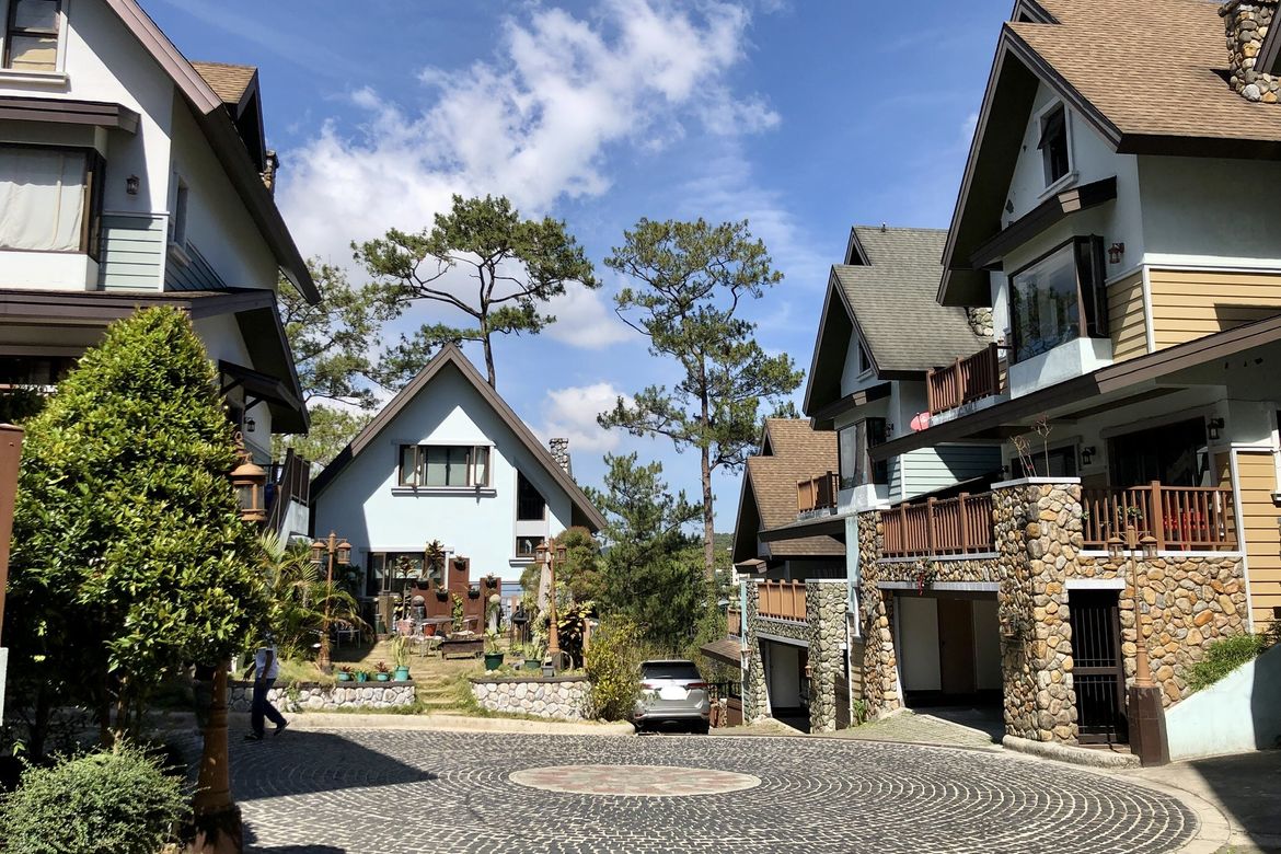 5 Bedroom Townhouse for Sale in South Drive, Baguio, Benguet – photo 6