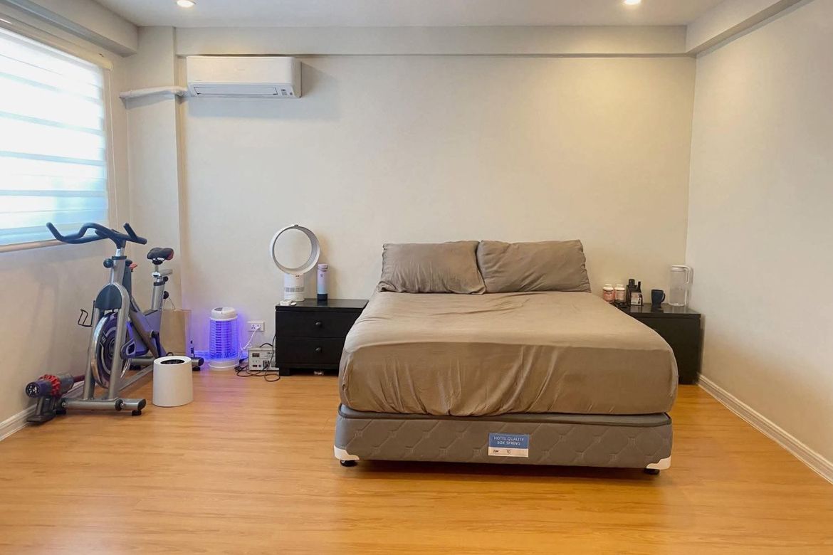 5 Bedroom Townhouse for Sale in South Triangle, Quezon City, Metro Manila near MRT-3 Quezon Avenue – photo 5