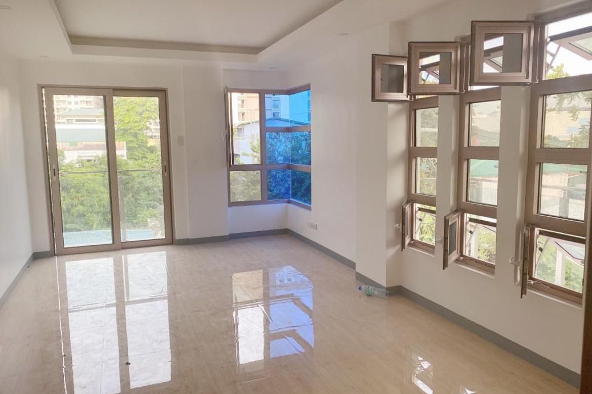 5 Bedroom Townhouse for Sale in Tambo, Parañaque, Metro Manila – photo 5