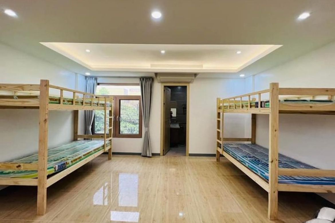 5 Bedroom Townhouse for Sale in Tambo, Parañaque, Metro Manila – photo 8