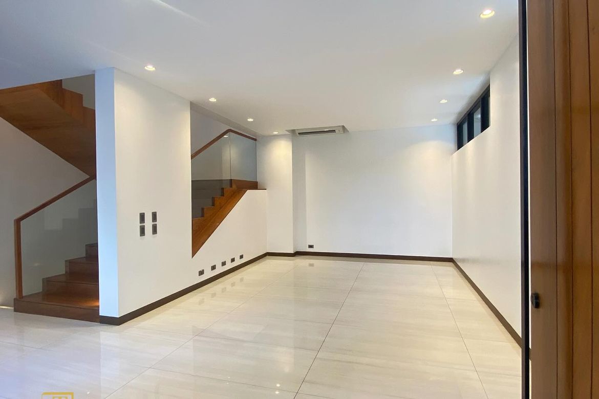 5 Bedroom Townhouse for Sale in Ugong, Pasig, Metro Manila – photo 3