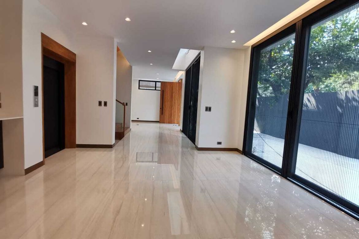 5 Bedroom Townhouse for Sale in Valle Verde - Pasig, Ugong, Pasig, Metro Manila – photo 2