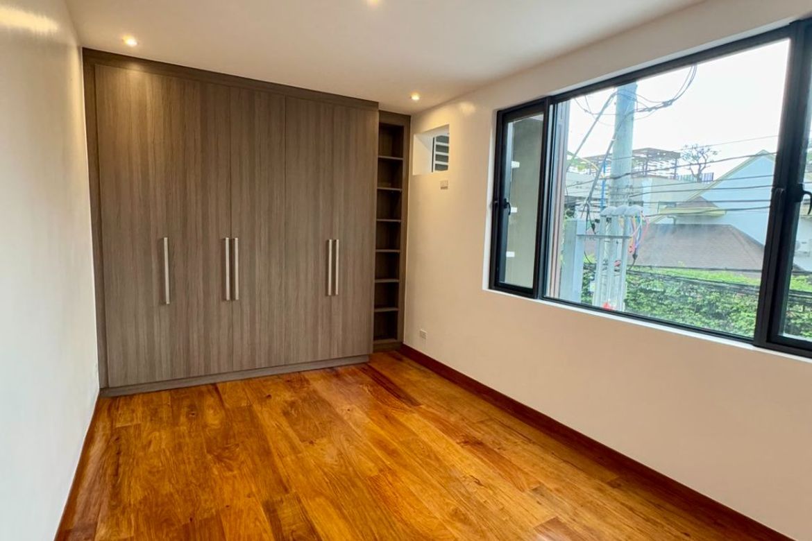 5 Bedroom Townhouse for Sale in Wack-Wack Greenhills, Mandaluyong, Metro Manila near MRT-3 Ortigas – photo 7