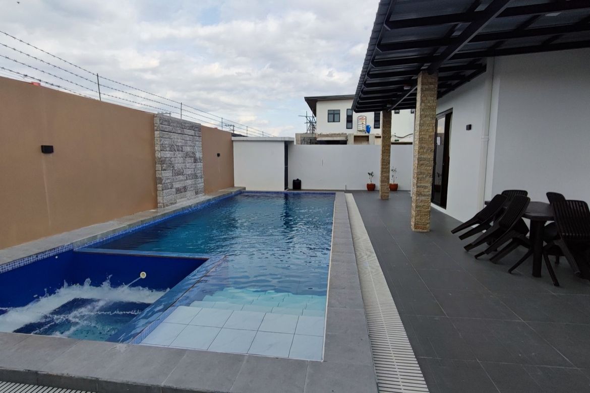 5 Bedroom Villa for Sale in Amsic, Angeles, Pampanga – photo 4