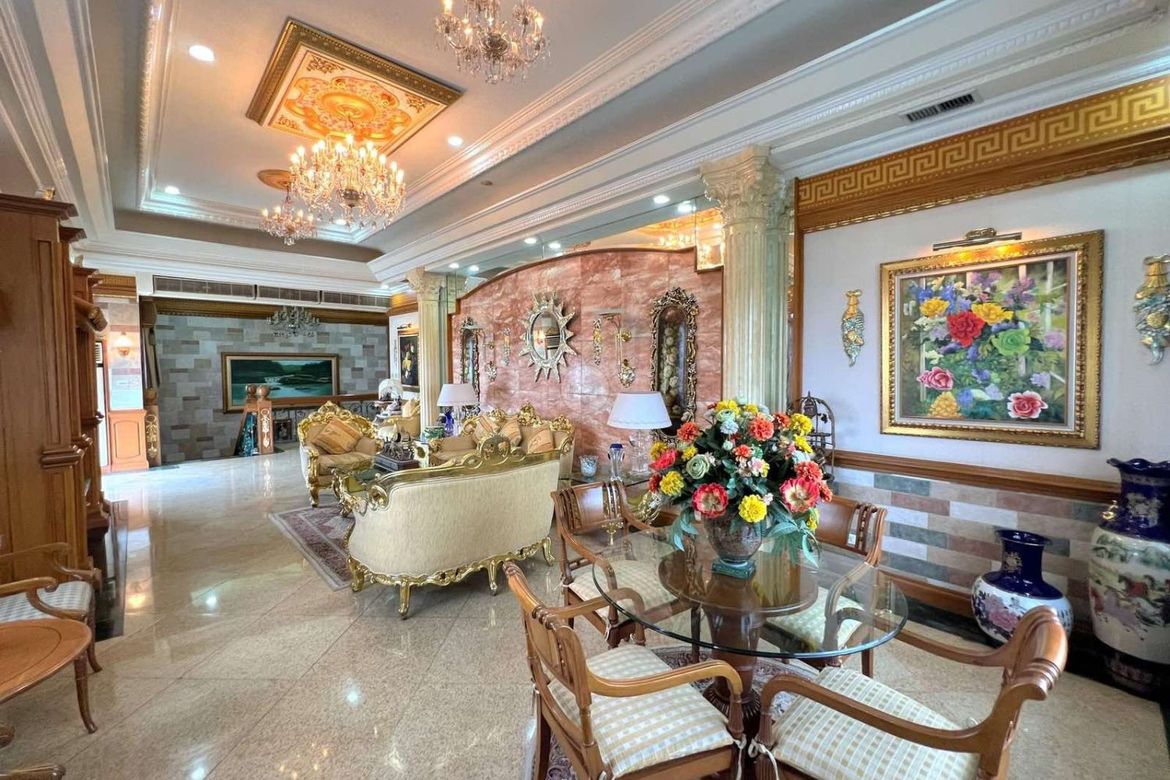 5 Bedroom Villa for Sale in Batasan Hills, Quezon City, Metro Manila – photo 6