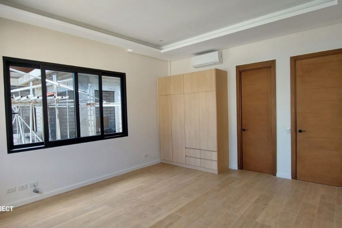 5 Bedroom Villa for Sale in BF Homes, Parañaque, Metro Manila – photo 5