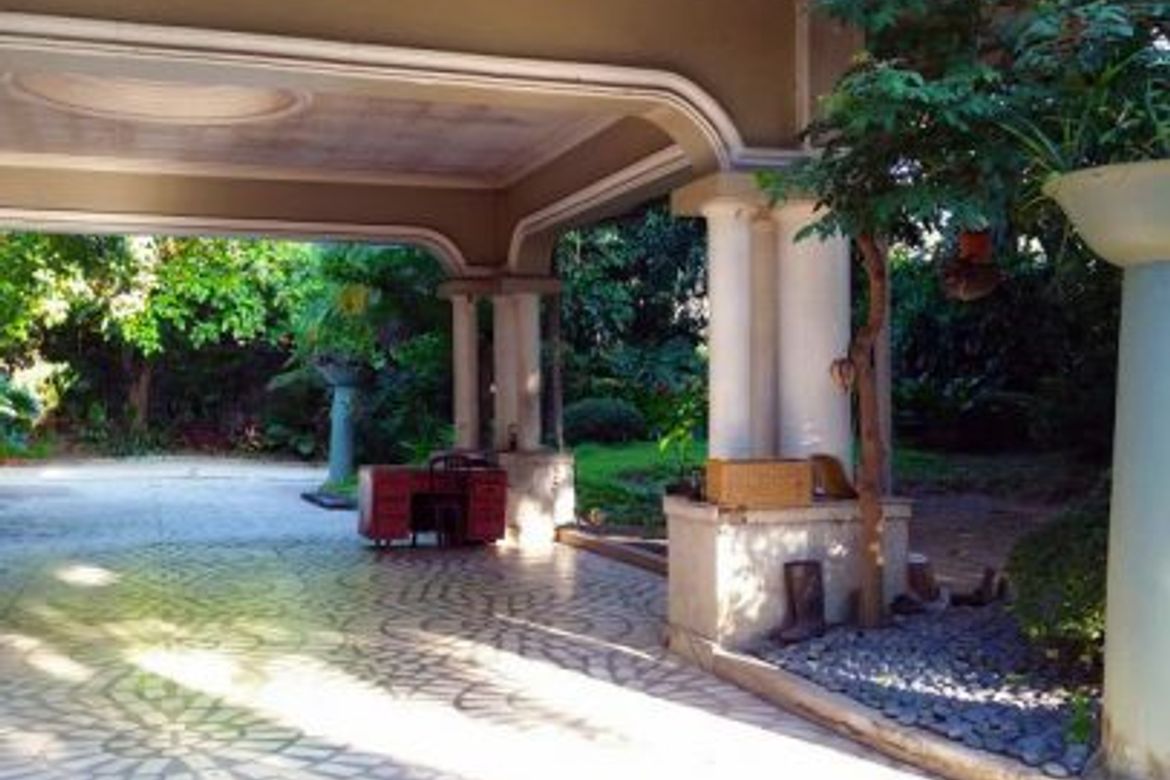5 Bedroom Villa for Sale in Forbes Park North, Makati, Metro Manila