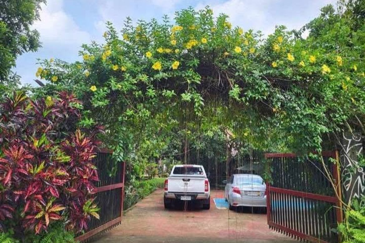 5 Bedroom Villa for Sale in Mangas I, Alfonso, Cavite – photo 6
