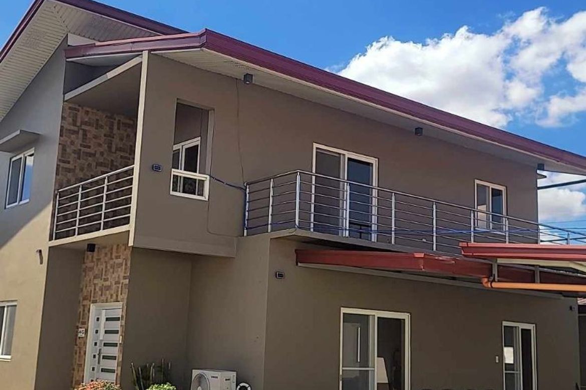 5 Bedroom Villa for Sale in Manibaug Paralaya, Porac, Pampanga