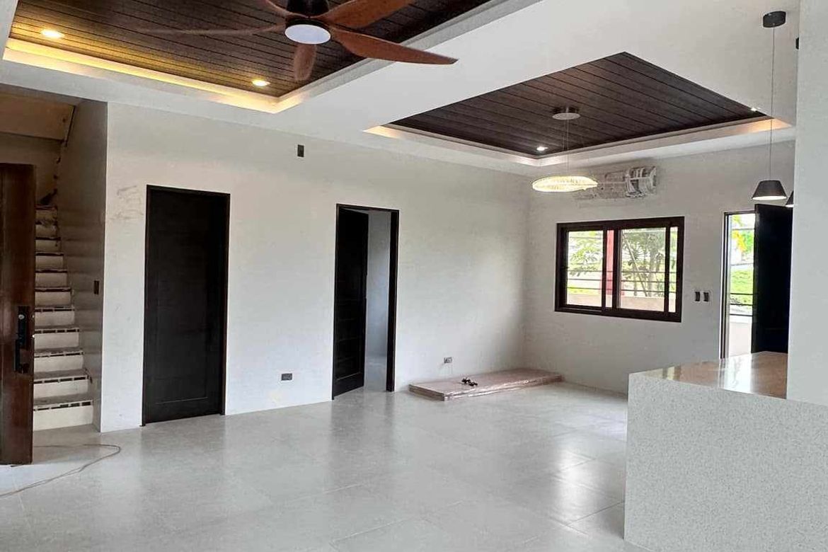 5 Bedroom Villa for Sale in Pulangbato, Cebu City, Cebu – photo 6
