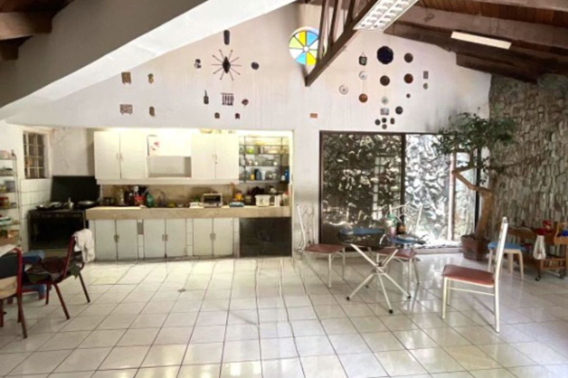 5 Bedroom Villa for Sale in White Plains, Quezon City, Metro Manila – photo 4