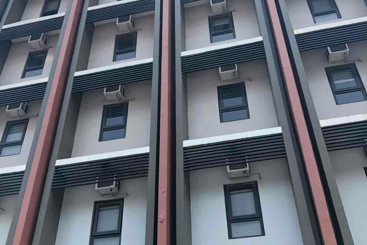50 Bedroom Shophouse for Sale in Guadalupe Nuevo, Makati, Metro Manila near MRT-3 Guadalupe