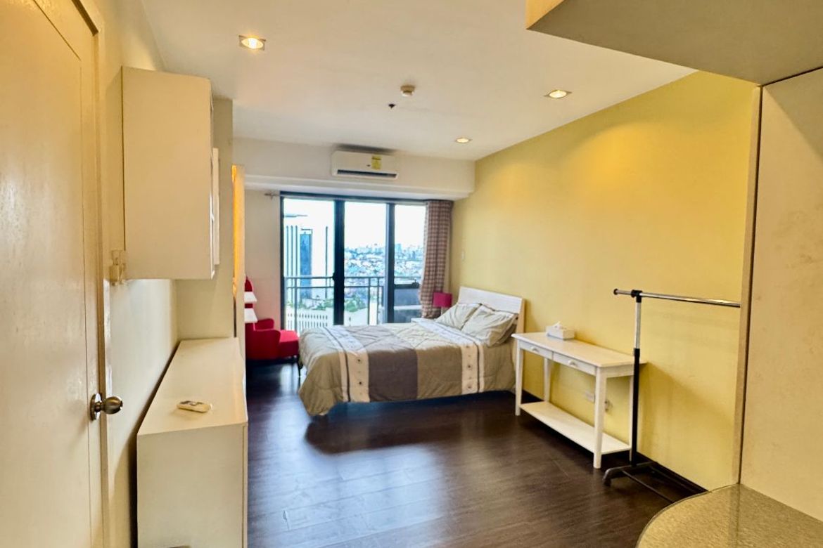 54 Bedroom Condo for Sale in Poblacion, Makati, Metro Manila – photo 8