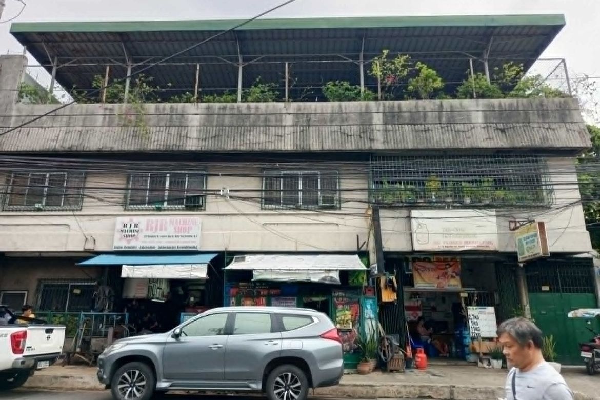 6 Bedroom Commercial for Sale in Santa Teresita, Quezon City, Metro Manila