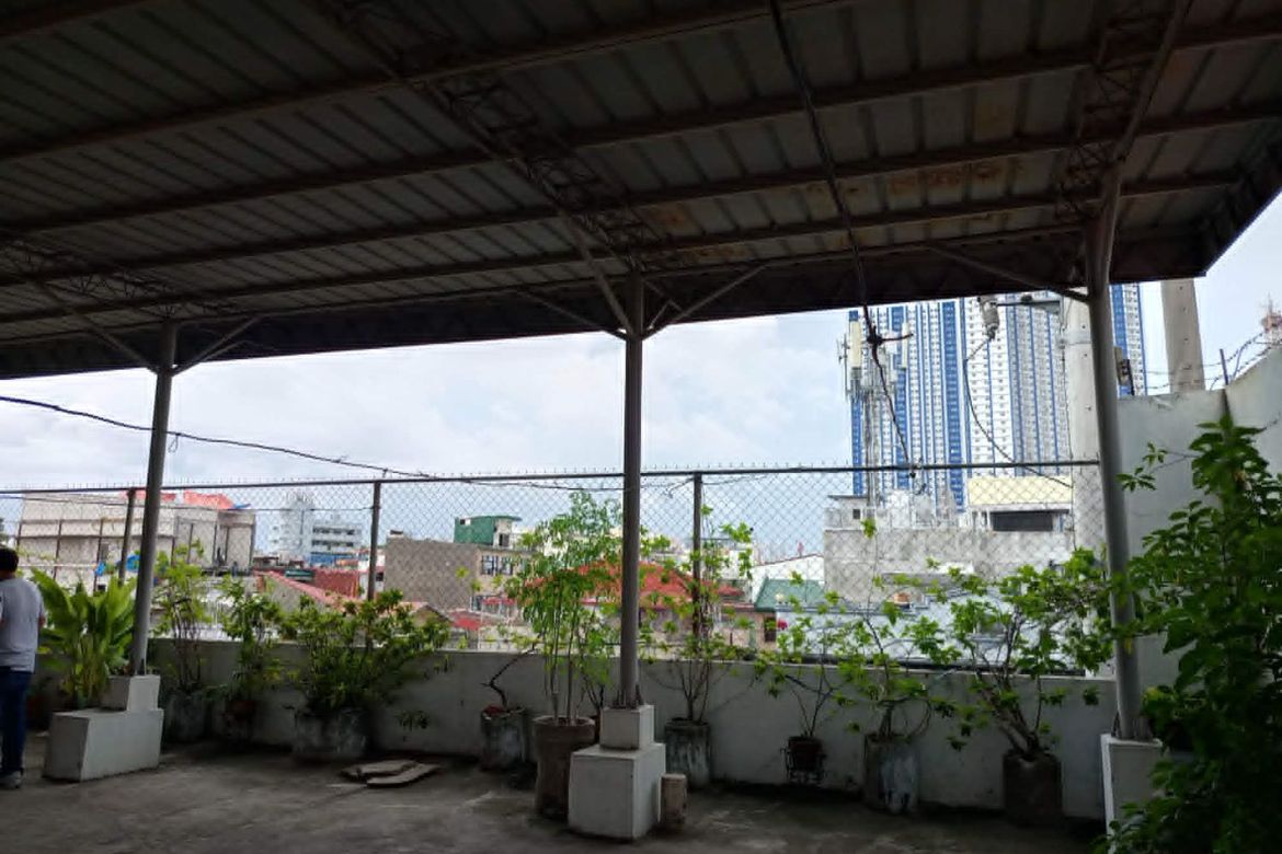 6 Bedroom Commercial for Sale in Santa Teresita, Quezon City, Metro Manila – photo 6