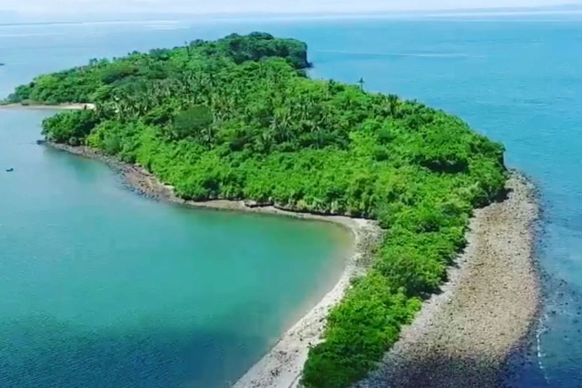 6 Bedroom Hotel / Resort for Sale in San Antonio Poblacion, Calabanga, Camarines Sur – photo 2