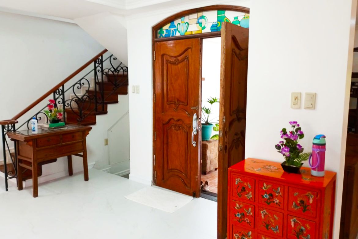 6 Bedroom House for Rent in Cabilang Baybay, Carmona, Cavite photo 2