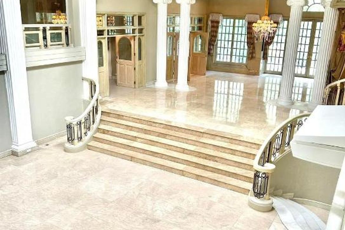 6 Bedroom House for Rent in Forbes Park North, Makati, Metro Manila near MRT-3 Buendia photo 5