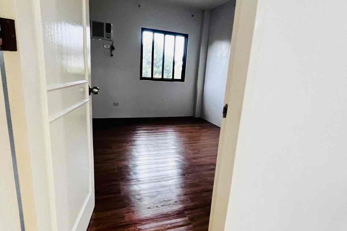 6 Bedroom House for Rent in Ma-A, Davao City, Davao del Sur photo 8