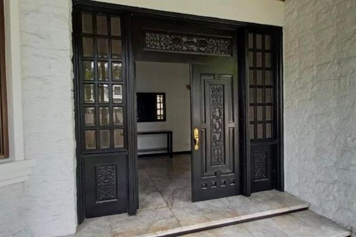 6 Bedroom House for Rent in Ugong Norte, Quezon City, Metro Manila photo 6